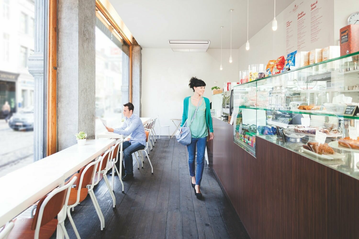 Küçük Ticari Tavan Tipi Klima FHA60A9 / RXM60N9 - Görsel 2